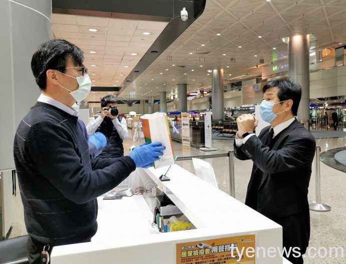 視察桃機祁文中:勉勵團隊共同守護國門 祁文中次長祝機場工作人員新年快樂