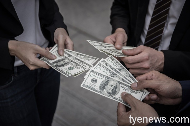 聯邦調查局:長者最易身陷浪漫騙局 失了錢財傷了心 美金1707190