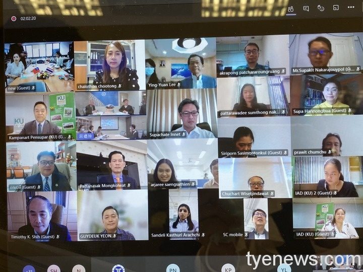 不畏疫情!元智大學前進泰國成立拓廣中心 螢幕合影