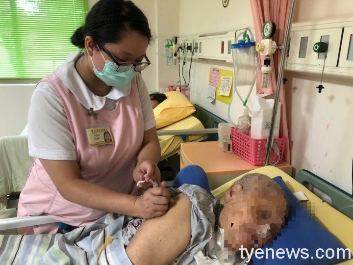 桃榮為附設護理之家接種疫苗 照顧住民、醫護健康 護家住民施打疫苗1