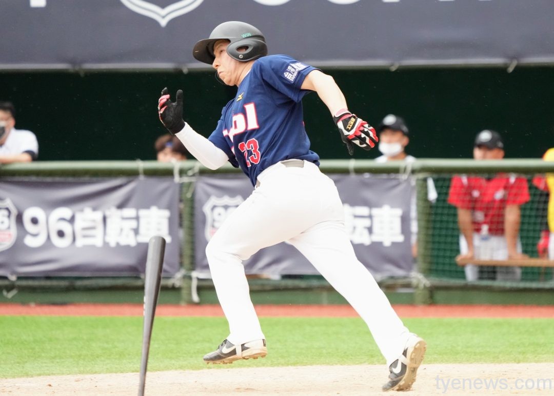 45歲鄭承嘉職棒夢未熄 測試會敲安成最大亮點 鄭承嘉02