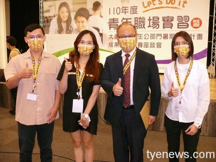 青年職場實習表現佳_龍華學子提早探索職涯獲企業讚賞-4 青年職場實習表現佳 龍華學子提早探索職涯獲企業讚賞 4