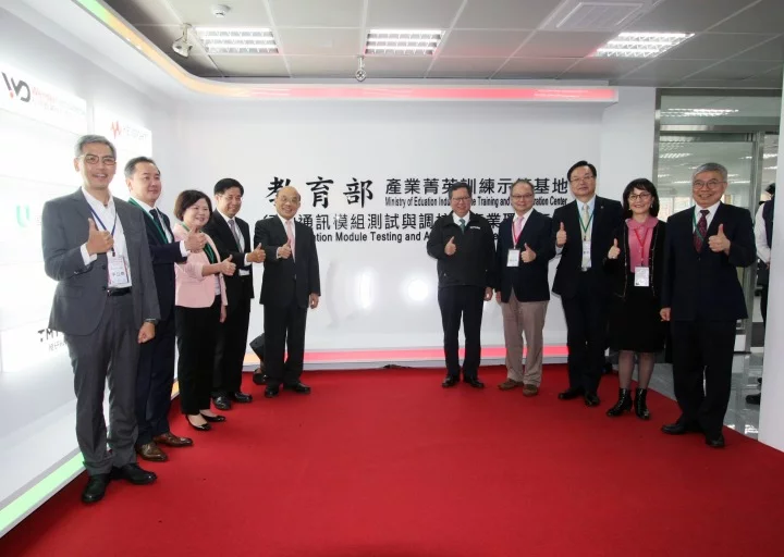 龍華科大110年註冊率逾9成5 學生成長率全國私立科大第一 2