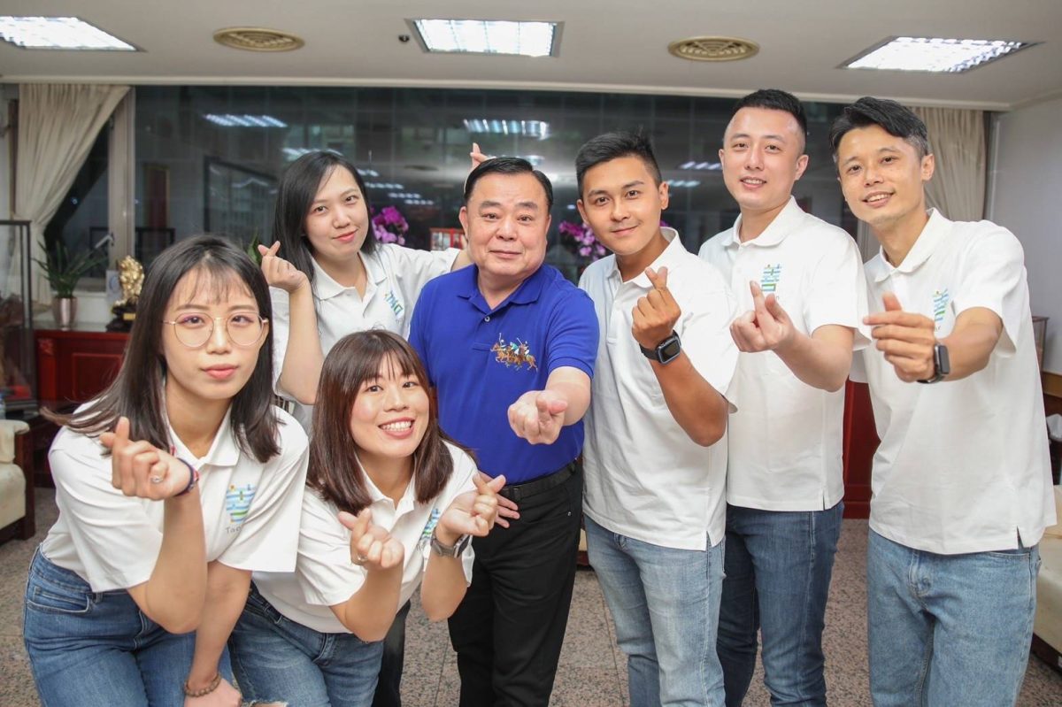 桃議長接待「靚桃園」青見發言團 大啖地方美食暢談青年政策