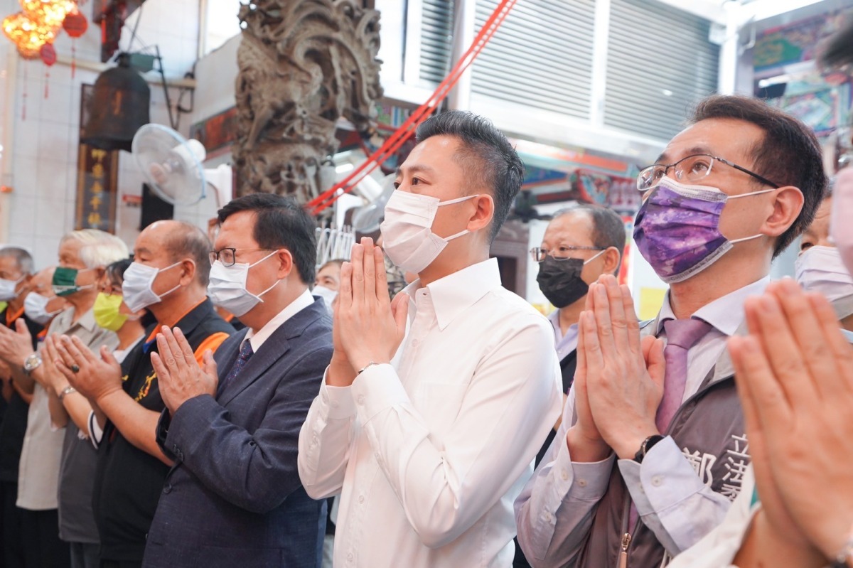 綠營有「換堅」傳聞?林智堅:國民黨製造假議題 LINE ALBUM 2022.7.29龍潭龍元宮參香祈福 220729