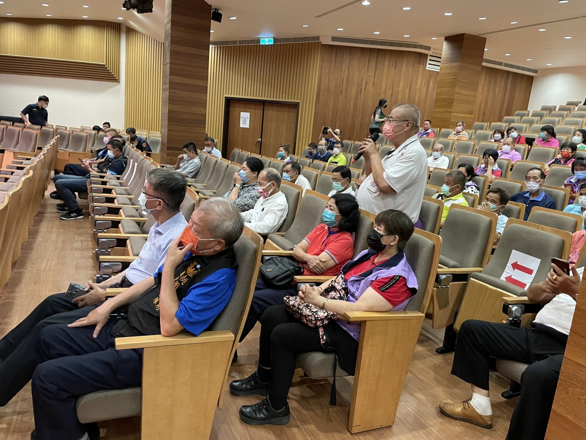 楊梅警舉辦社區治安會議 承諾保護鄉親安全 S 4546651