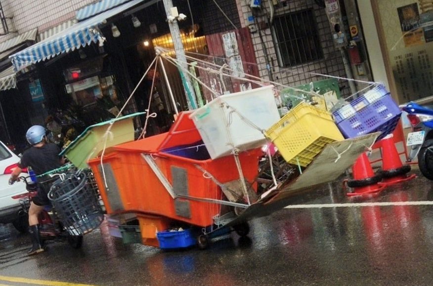 神鬼奇航「海盜船」現身桃園內壢街頭 網:高手在民間