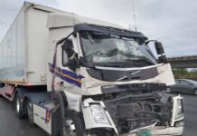 桃園市區塞爆!國1北向2大車追撞衝邊坡 車流回堵至中壢