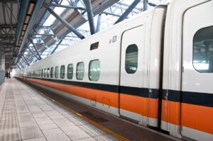 高鐵春節返鄉列車再加開！班次、購票詳情曝