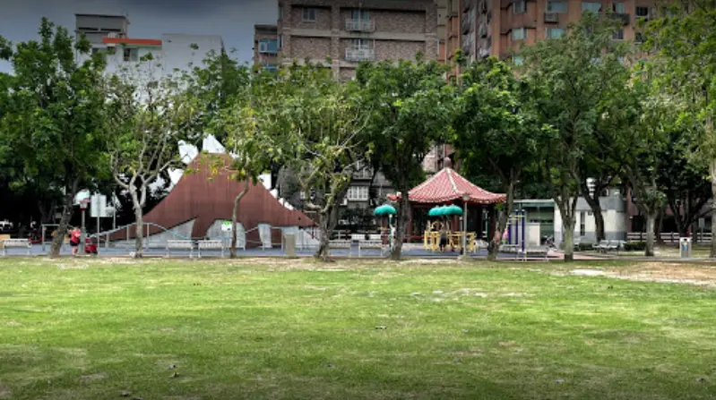 快訊/桃園溫州公園驚傳命案 警封鎖現場釐清中 快訊/桃園溫州公園驚傳命案 警封鎖現場釐清中