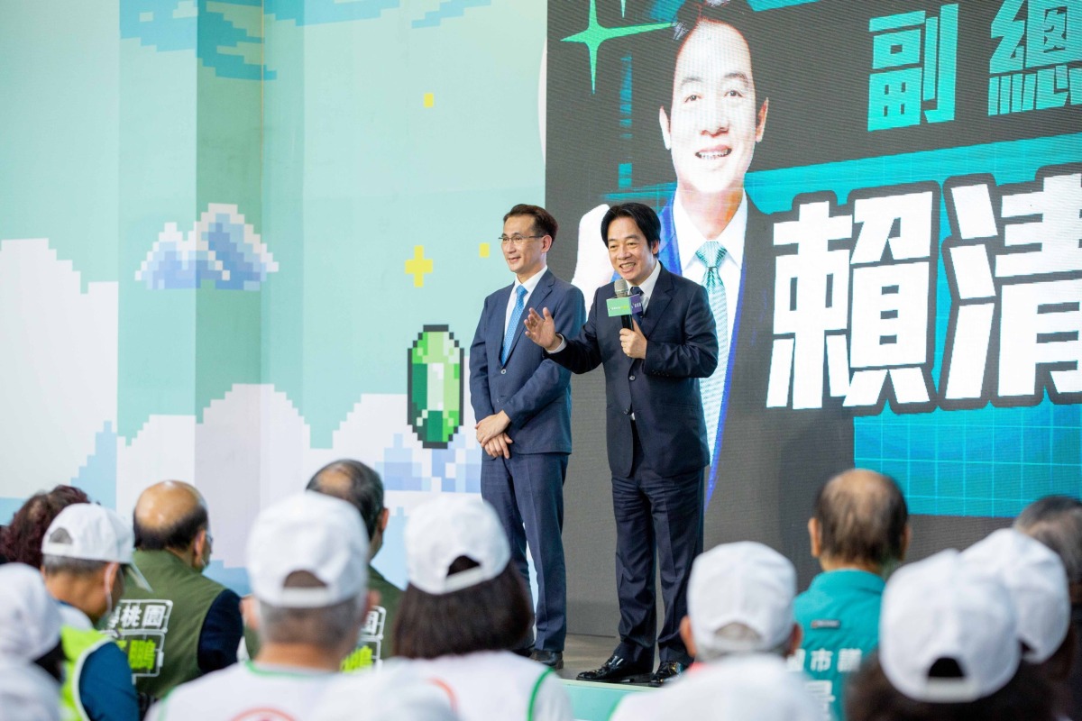 民進黨歷任立院黨團幹事長集合 賴清德、潘孟安力挺鄭運鵬 LINE ALBUM 2022 0.10.27好的幹事長 就是好市長 記者會 221027