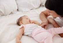 預防嬰兒猝死!爸媽要留意幾大潛在風險