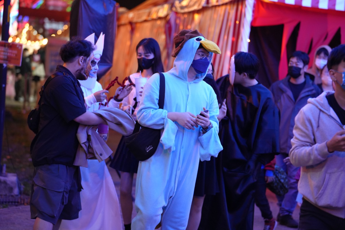 桃園萬聖城今晚魔幻開城!精采表演輪番上陣 打卡送限量大乖乖 1029 B