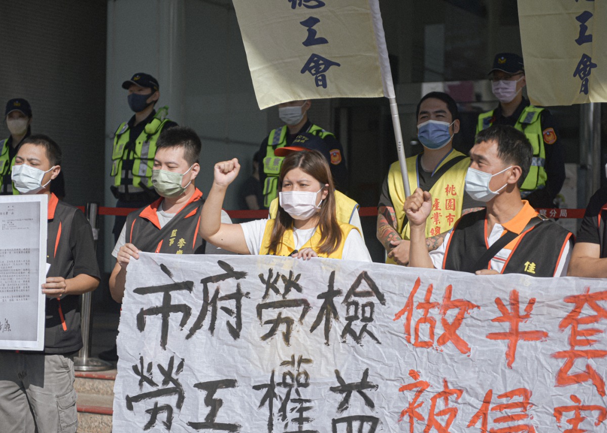 時力林佳瑋批桃園市府勞檢做半套 憂司機過勞釀車禍悲劇 1115 勞檢記者會 4239