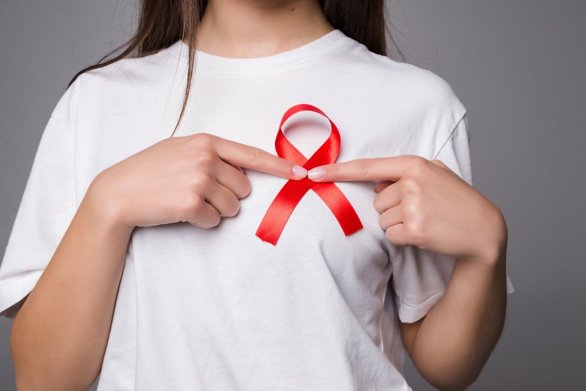 響應12/1世界愛滋日 共創健康平等友善環境 14671122aids