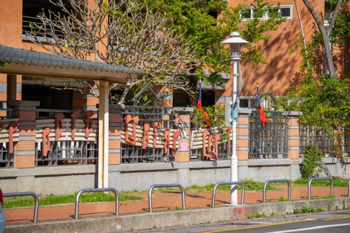 大溪國小周圍人行道改善預計明年8月完成 打造安心通學路線 20221114145101792
