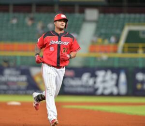 中職最佳10人出爐！陳晨威首度獲獎 林智勝摘最佳指定打擊