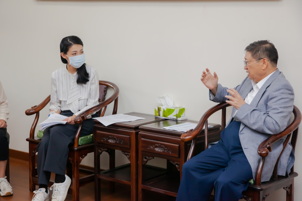 高虹安抱恙仍心繫新竹市民 向醫院請假拜會三冠王縣長 40709099 a234 462a 866b b21adc2814e5