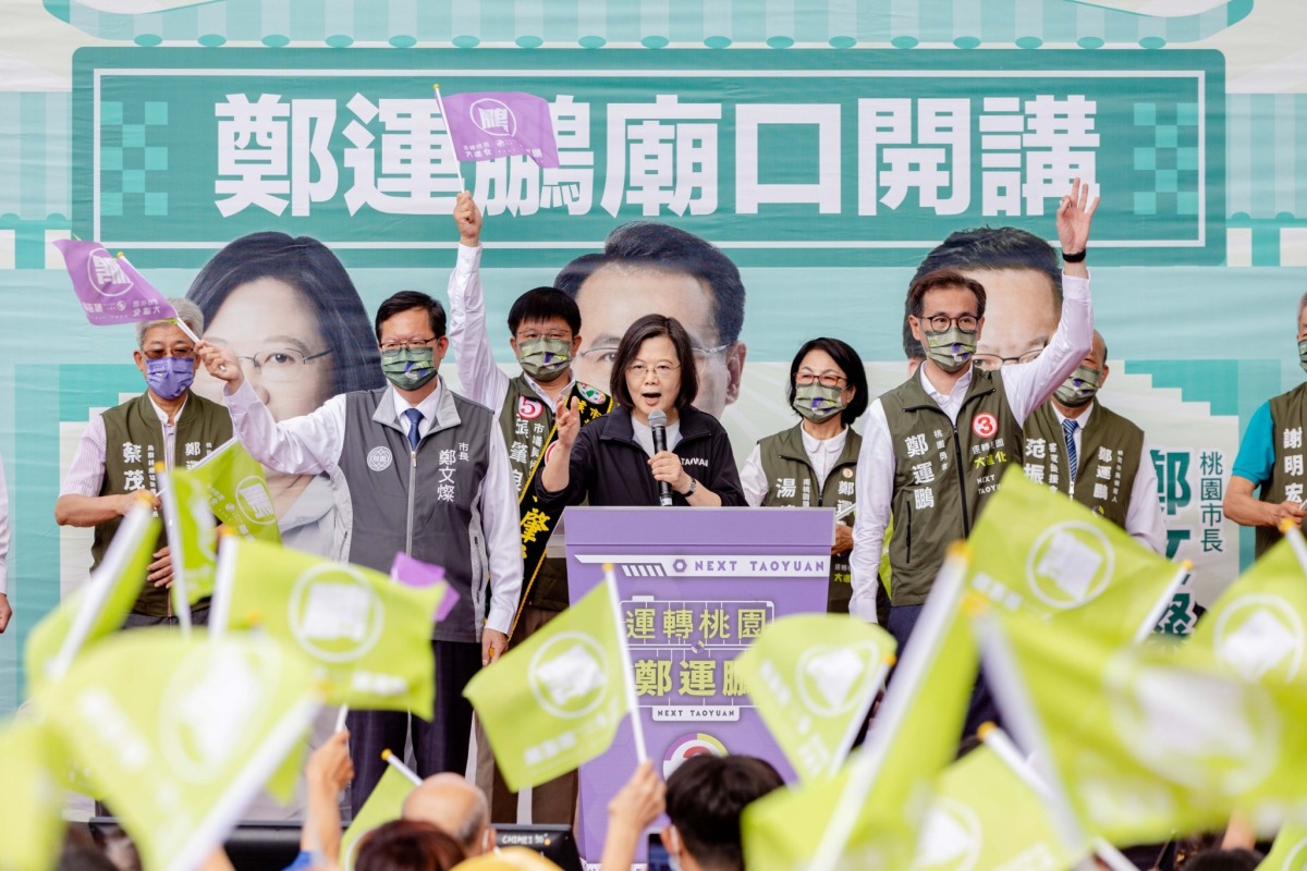蔡英文8度赴桃園輔選 挺鄭運鵬讓龍潭飛龍在天 LINE ALBUM 2022.11.13 龍潭區客家後援會成立大會 221113