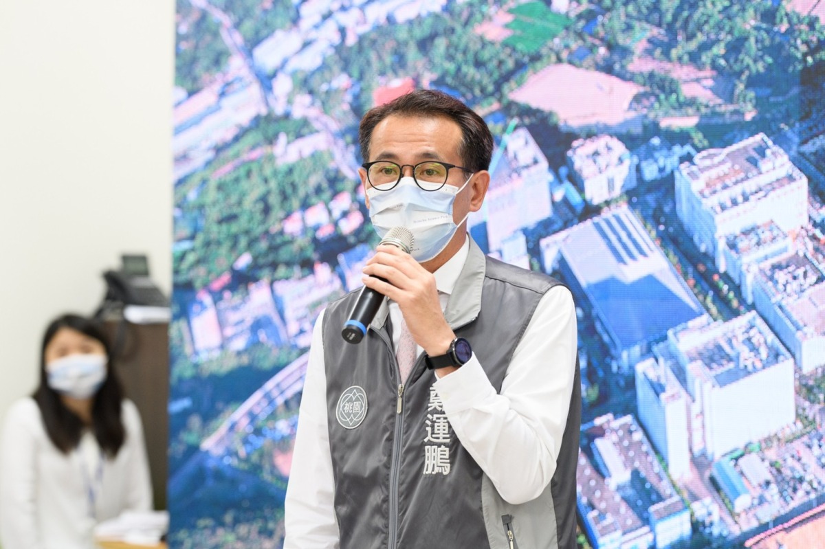 台積電計畫落腳龍潭 鄭運鵬:我當市長這幾年就能完成 LINE ALBUM 2022.11.3.陪同蘇院長視察龍潭科學園區 221103