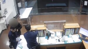 【有片】網路辦貸款竟淪詐騙車手 男子攜贓款警局求援