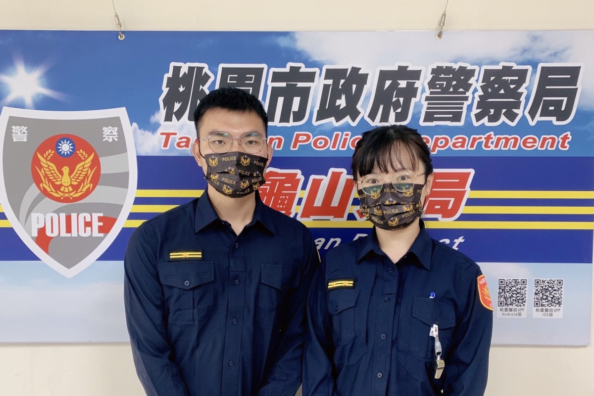 【有片】下班尖峰路中拋錨 龜山女警冒雨推車解危 S 15777873