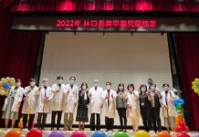 林口長庚「早產兒回娘家」溫馨登場 巴掌仙子變身發展超前寶寶