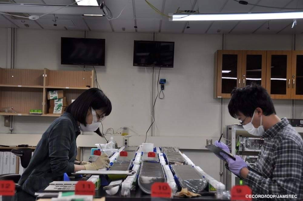 左：日本海洋研究開發機構研究員熊衎昕博士熊衎昕提供