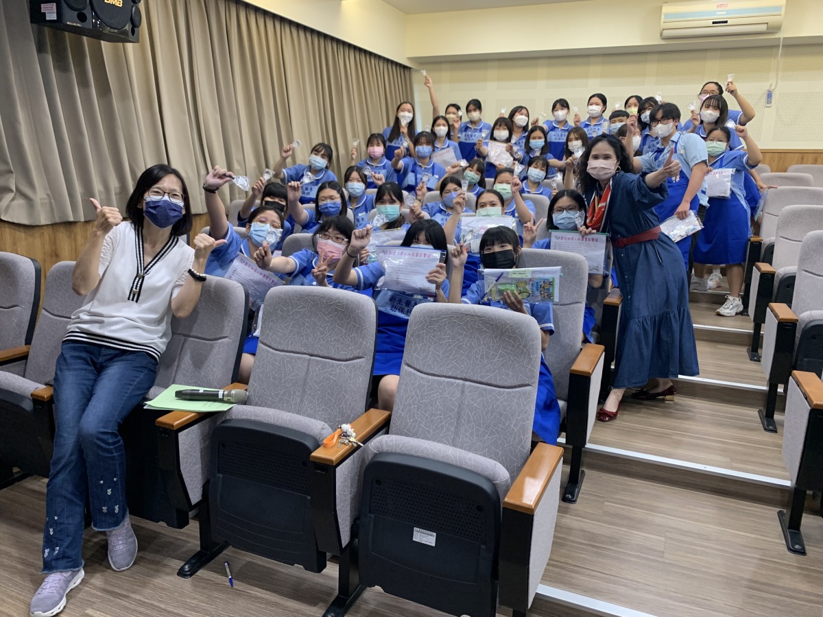 新生醫專幼保科舉辦專業倫理宣誓 盼實習生成幼兒守護天使 桃園電子報 活動花絮