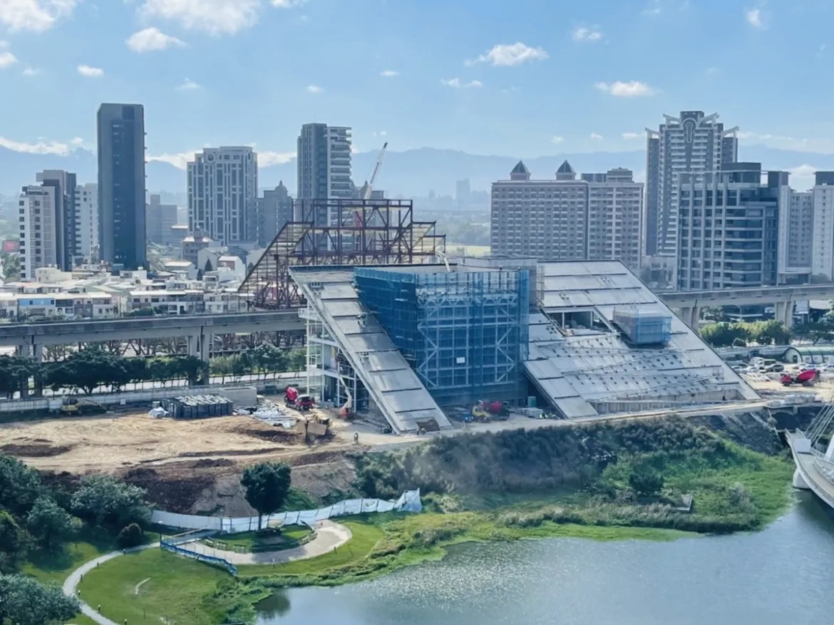 台灣每戶淨資產平均1263萬可住哪?桃園這3處買得起 2022.11.21 桃園美術館興建中台灣房屋提供