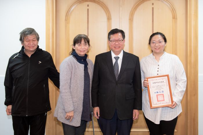 挺弱勢學子追夢 桃園希望工程獎助學金得主出爐 20221219140717674