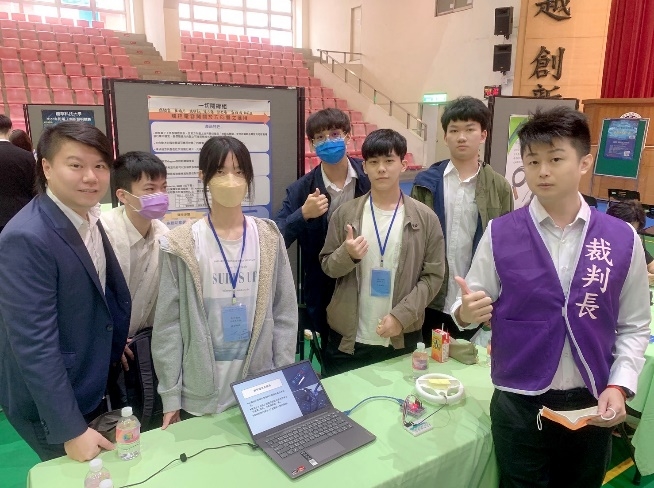 車用電子創意發明競賽圓滿落幕 龍華科大師生囊括20座獎盃 2022車用電子創意發明競賽 龍華科大獲20獎實力最強 1