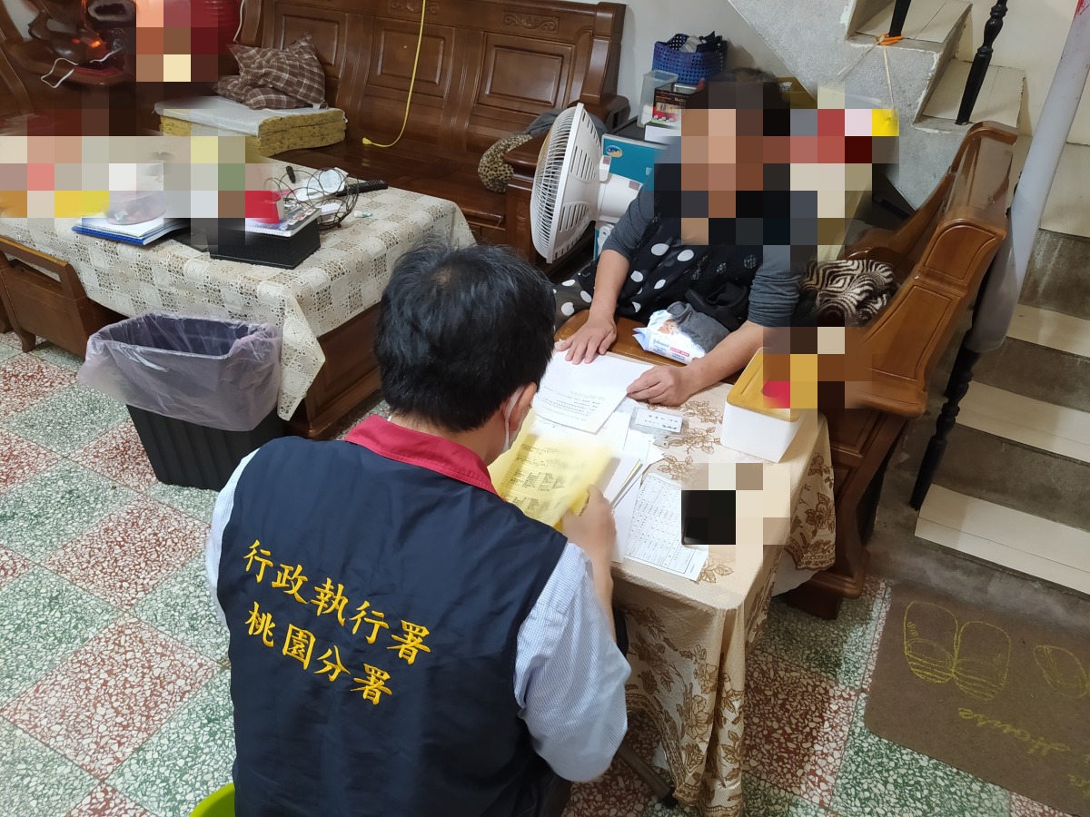 桃園20歲男無照酒駕不甩萬元罰鍰 母祭出這招逼他繳清 IMG 20221220 160808