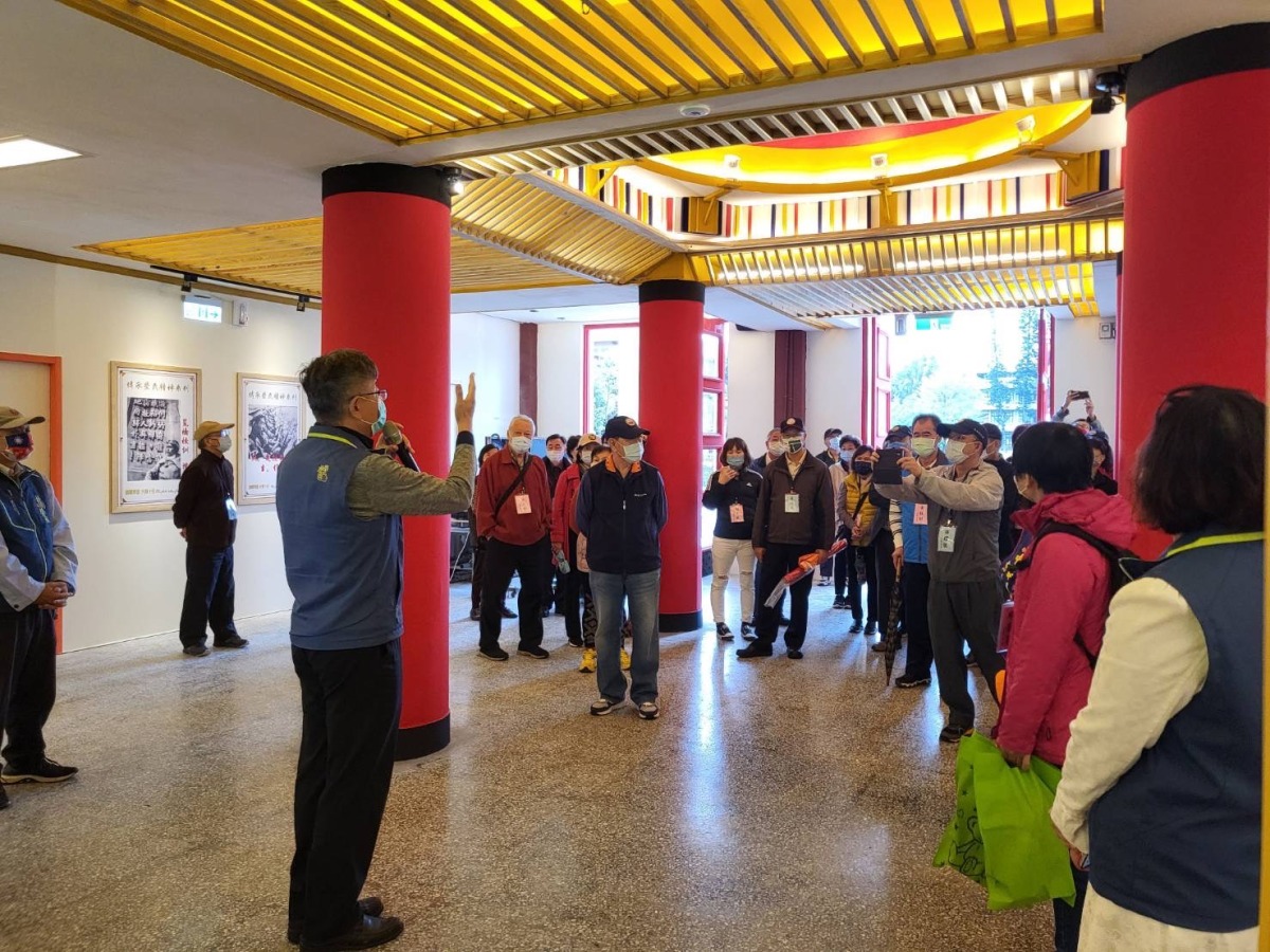 忠義同志會參訪桃園榮家 關懷榮民日常溫馨憶當年 S 113319989