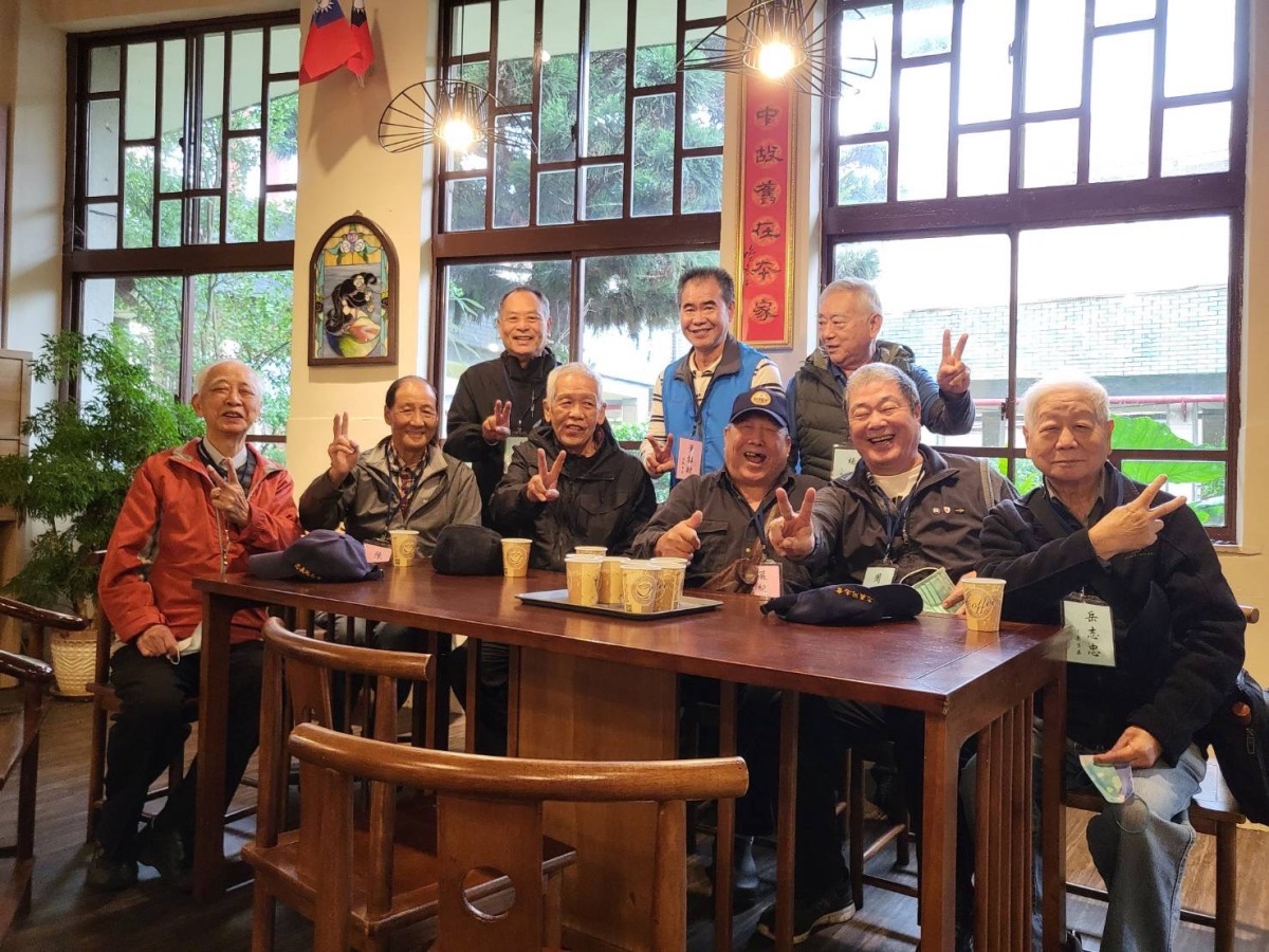 忠義同志會參訪桃園榮家 關懷榮民日常溫馨憶當年 S 113319992