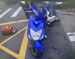 【有片】撞倒右轉機車騎士肇逃 家屬PO網求行車畫面緝兇