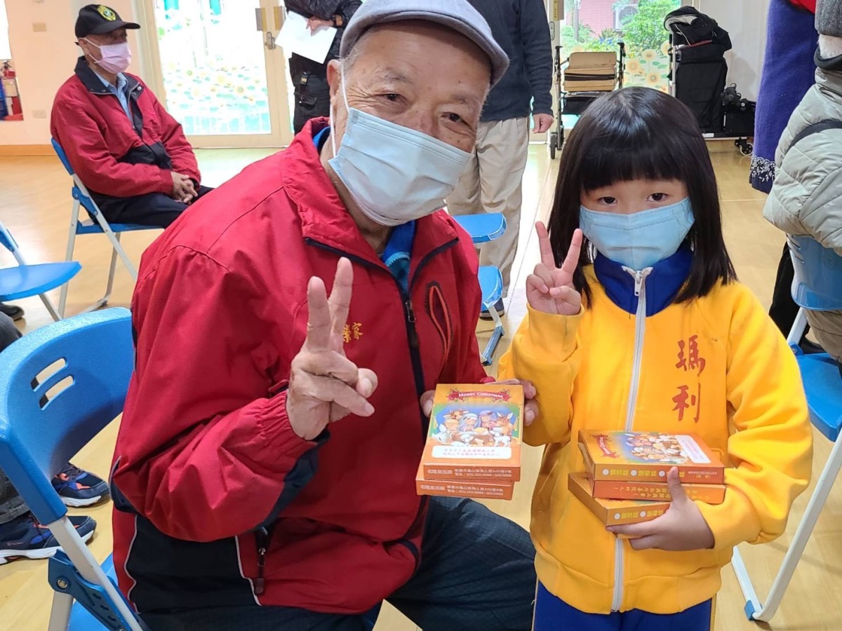 聖誕報佳音!聖保祿醫院攜幼兒天使訪桃園榮家 S 113901572