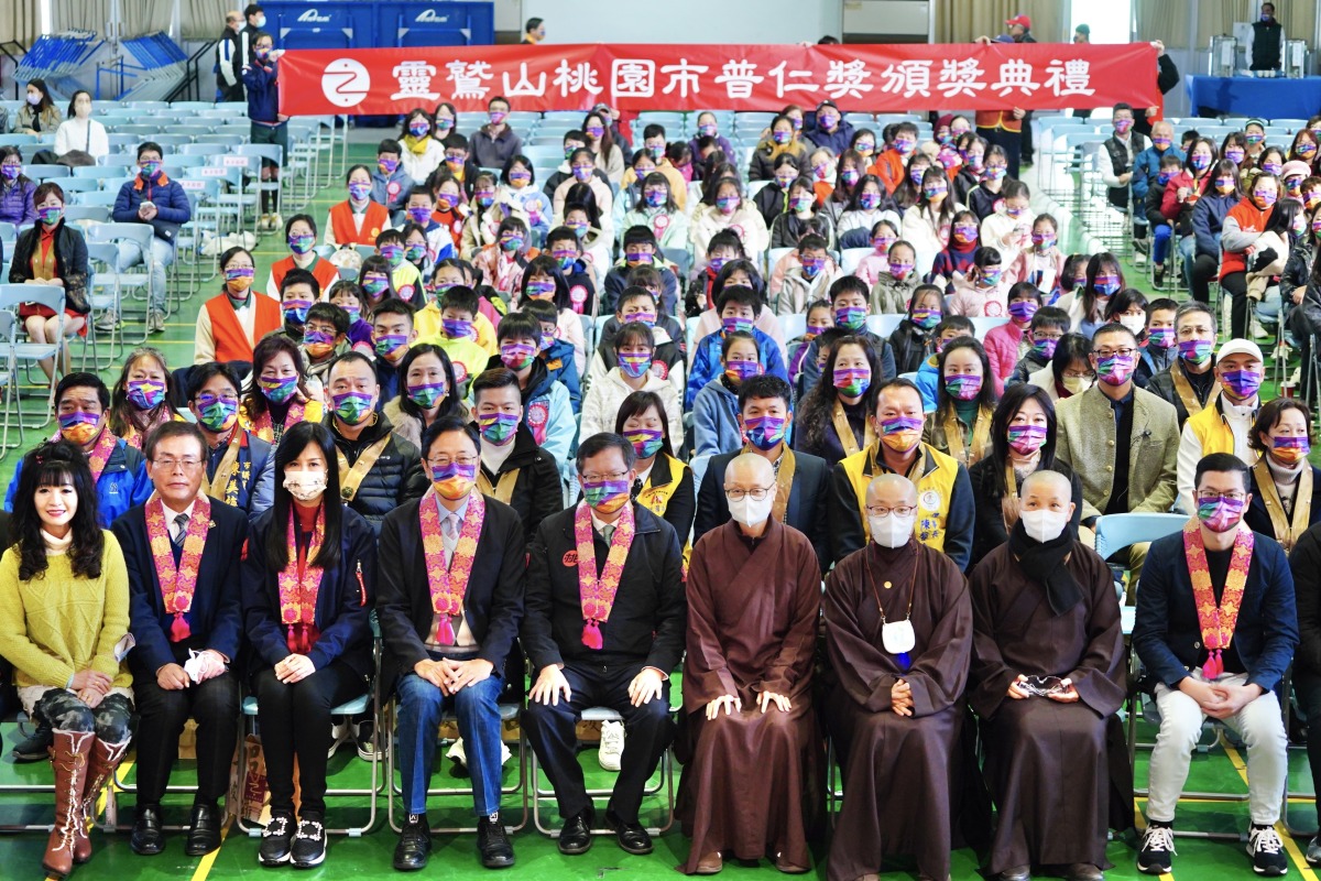 圖1，大合照