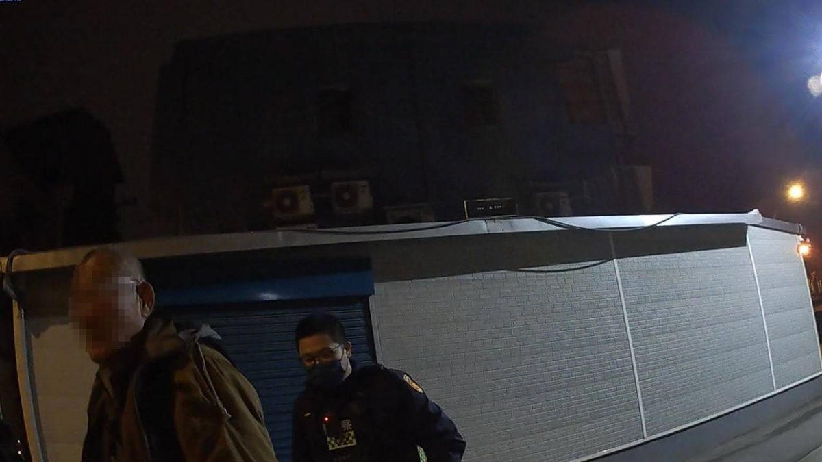 【有片】桃園夜市廁所旁「打手槍」 男反問:公共場所不可以嗎? 1308396 scaled