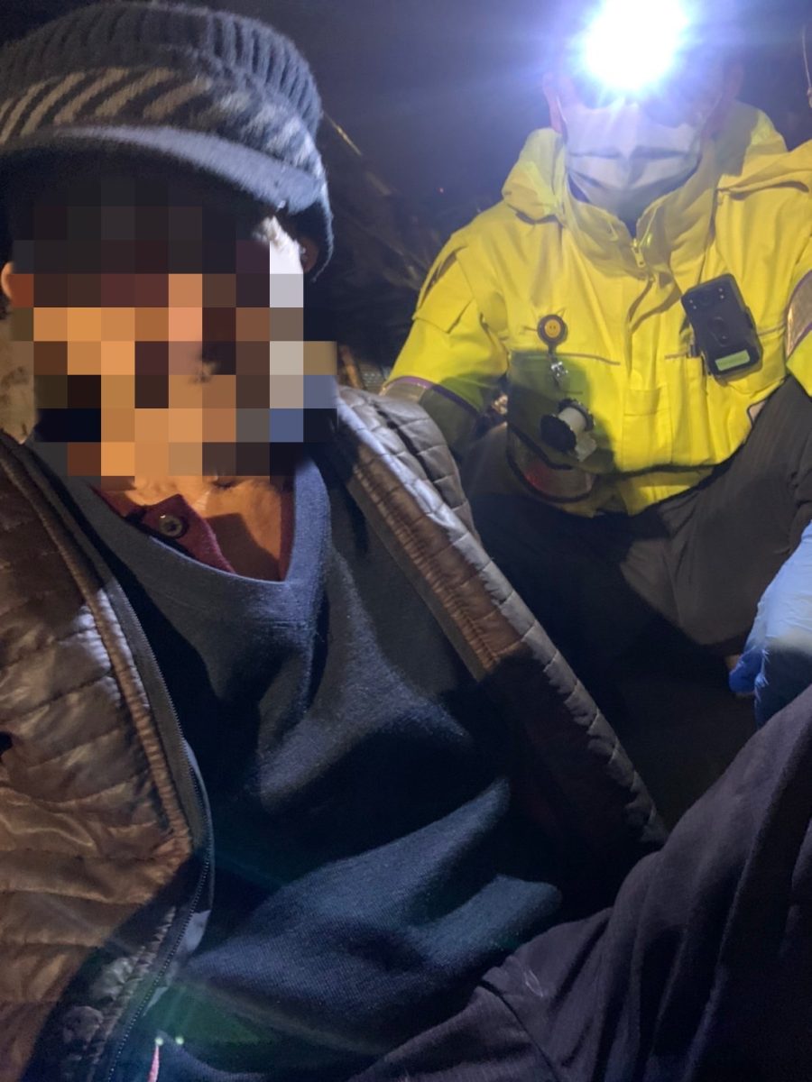 8旬翁清晨外出運動路倒 八德暖警急救護助返家 S 10346594 scaled