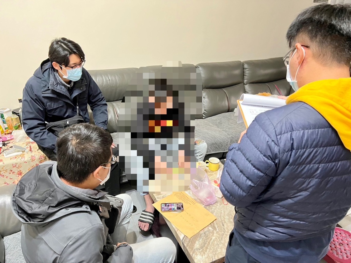 【有片】男大生休學改做這行 桃警找上門下場慘了 S 83608239