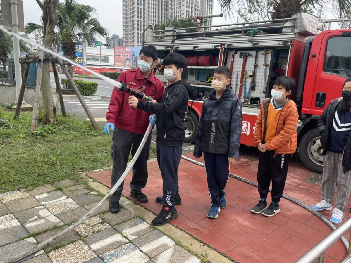 春節用火用電頻率增 青埔消防培養防災小尖兵守護全家 S 92692523