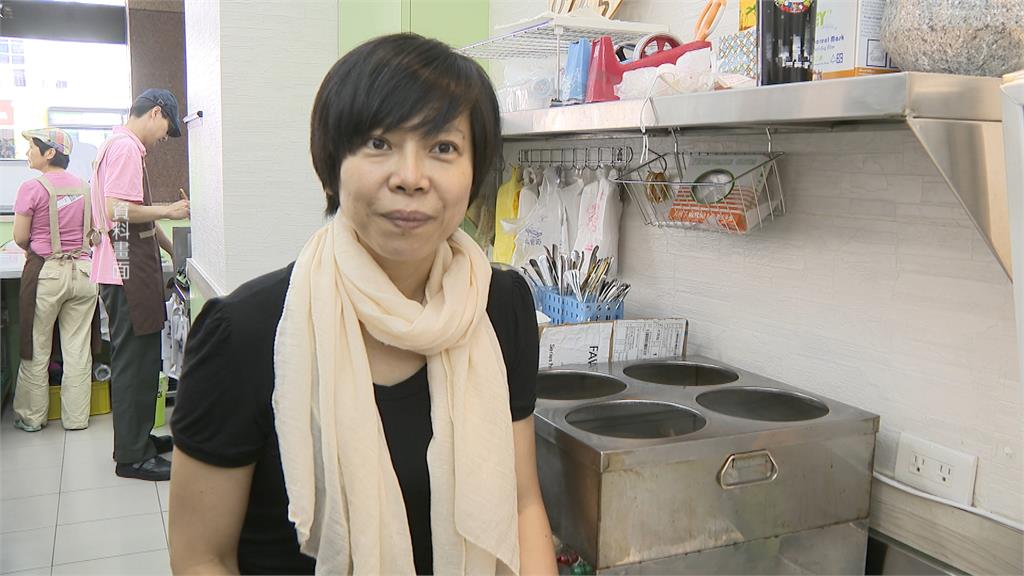 歌后的小吃店悄悄收攤 曾心梅:開出月薪4萬仍缺工