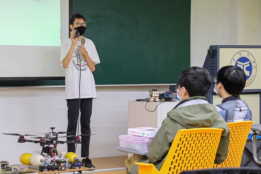 桃園自主學習3.0實驗室助攻 4學子特殊選才傳捷報 林奕宸