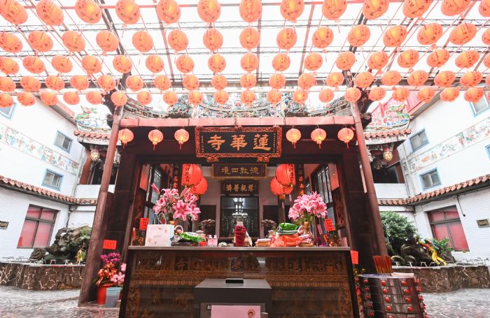 張善政桃園蓮華寺參香祈福 攜手合作社會公益工作 20230219120901347