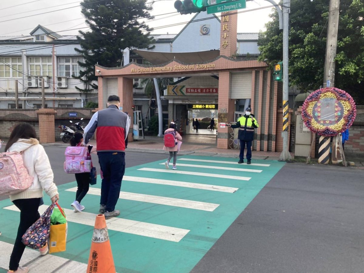 大園警開學日執行「護童專案」 守護通學安全 234791 scaled