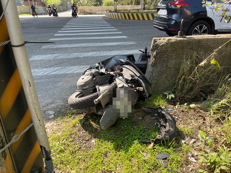 【有片】遭右轉大貨車擊落 男騎士摔3米深水圳 MA04C17481 31C0 4FDA 942D 39F6A50CFEE5