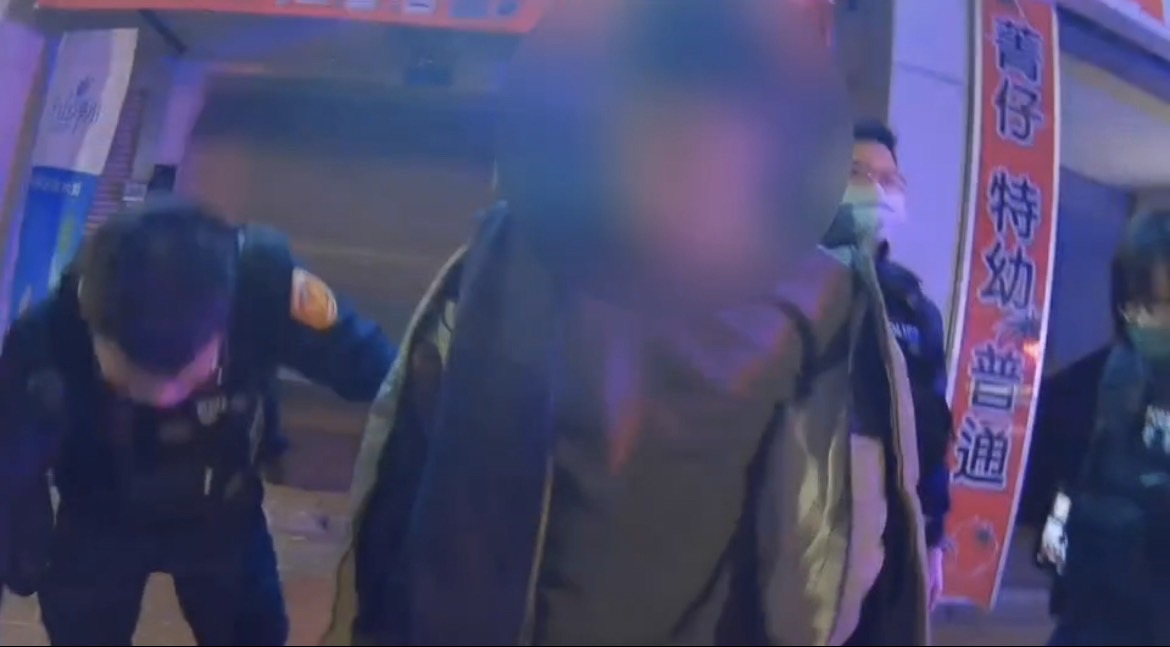 無業男路邊偷計程車 警網2小時火速追車逮人 S 116260964