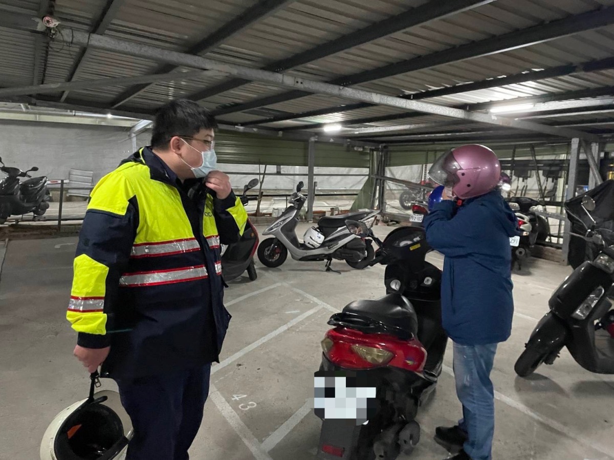 婦找嘸機車稱遭竊 楊梅警調監視器結局傻眼 S 7749650