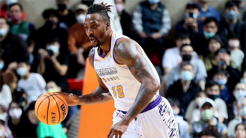 雲豹、英熊上演全武行 12人遭驅逐「魔獸」喊冤